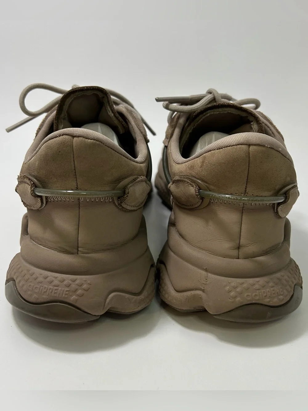 Adidas Originals Ozweego trainers Womens 9.5 